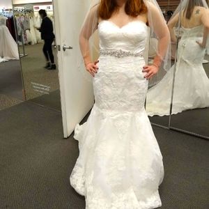 David's bridal wedding dress size 14